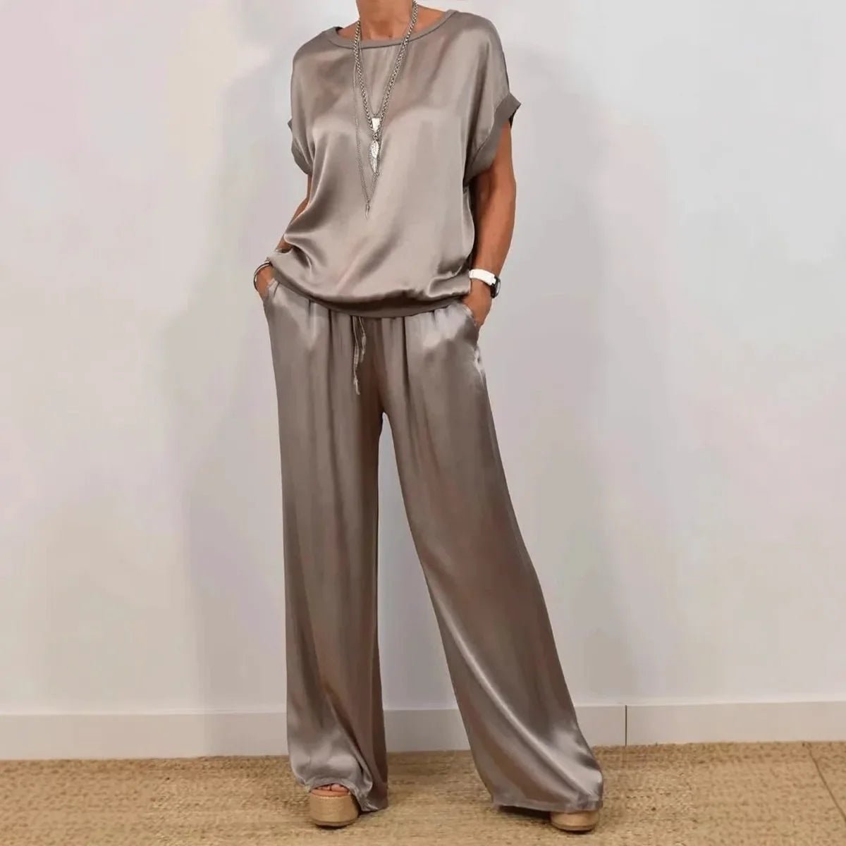 Felicia | Satin Co - ord Set - Lune Amsterdam