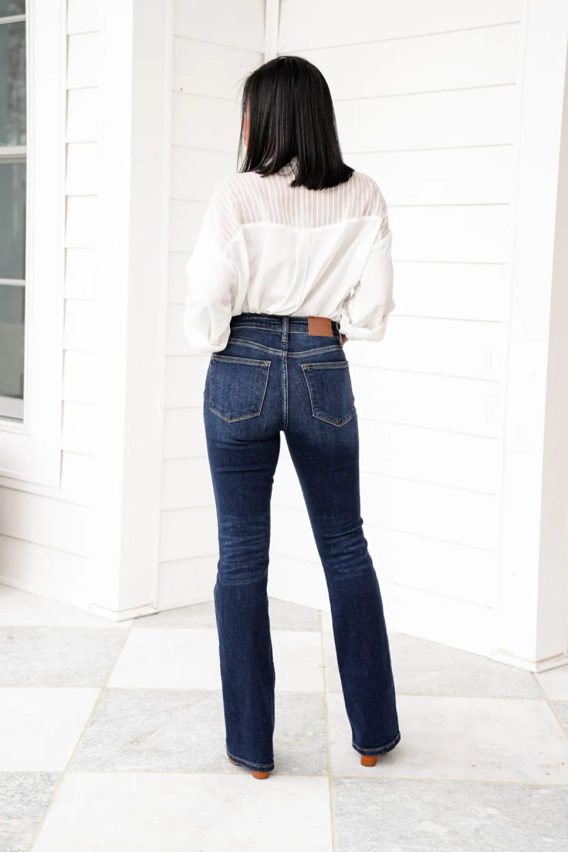 Silvia | Bootcut Jeans - Lune Amsterdam