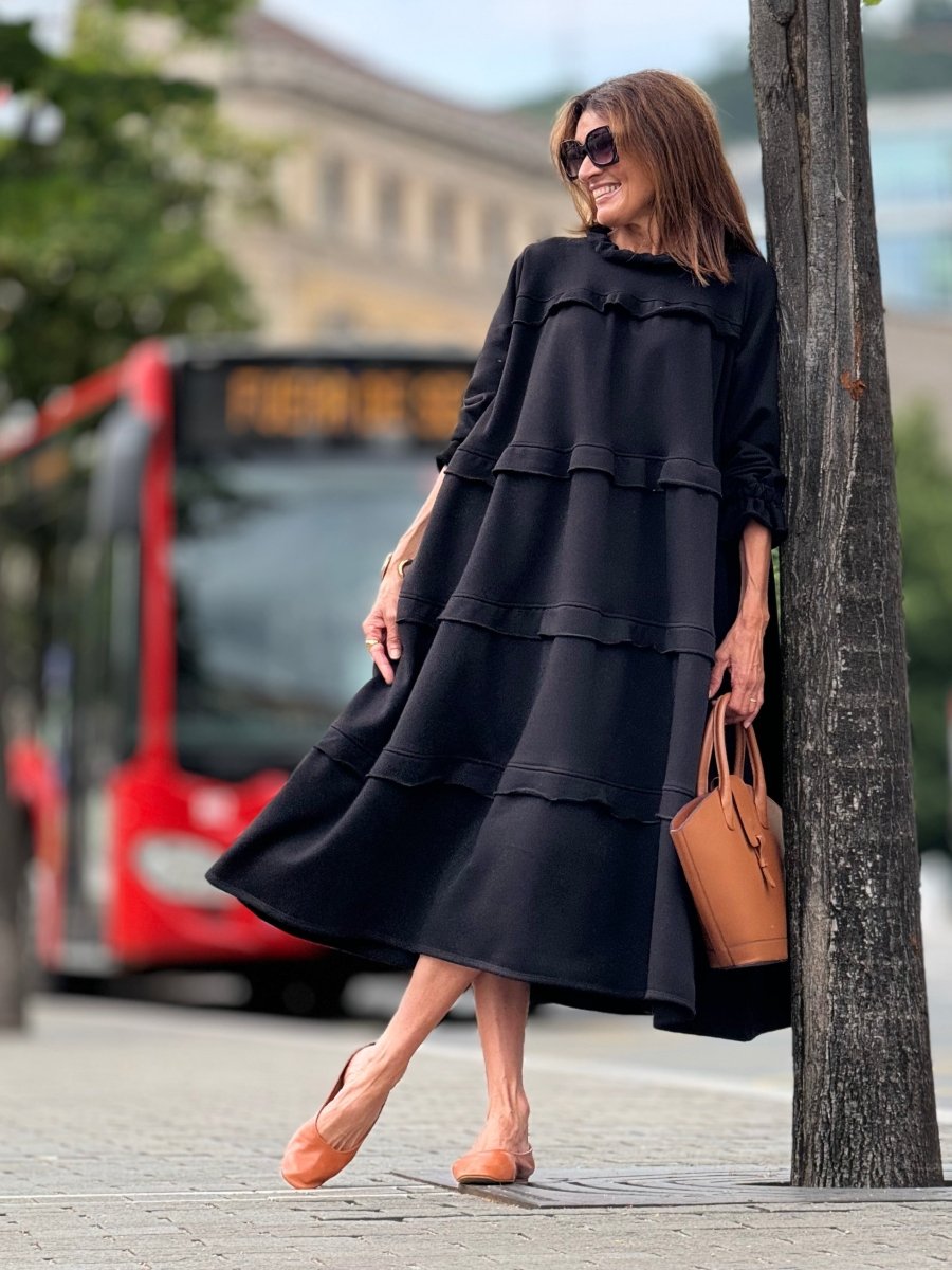 Linda | Maxi Black Jurk - Lune Amsterdam